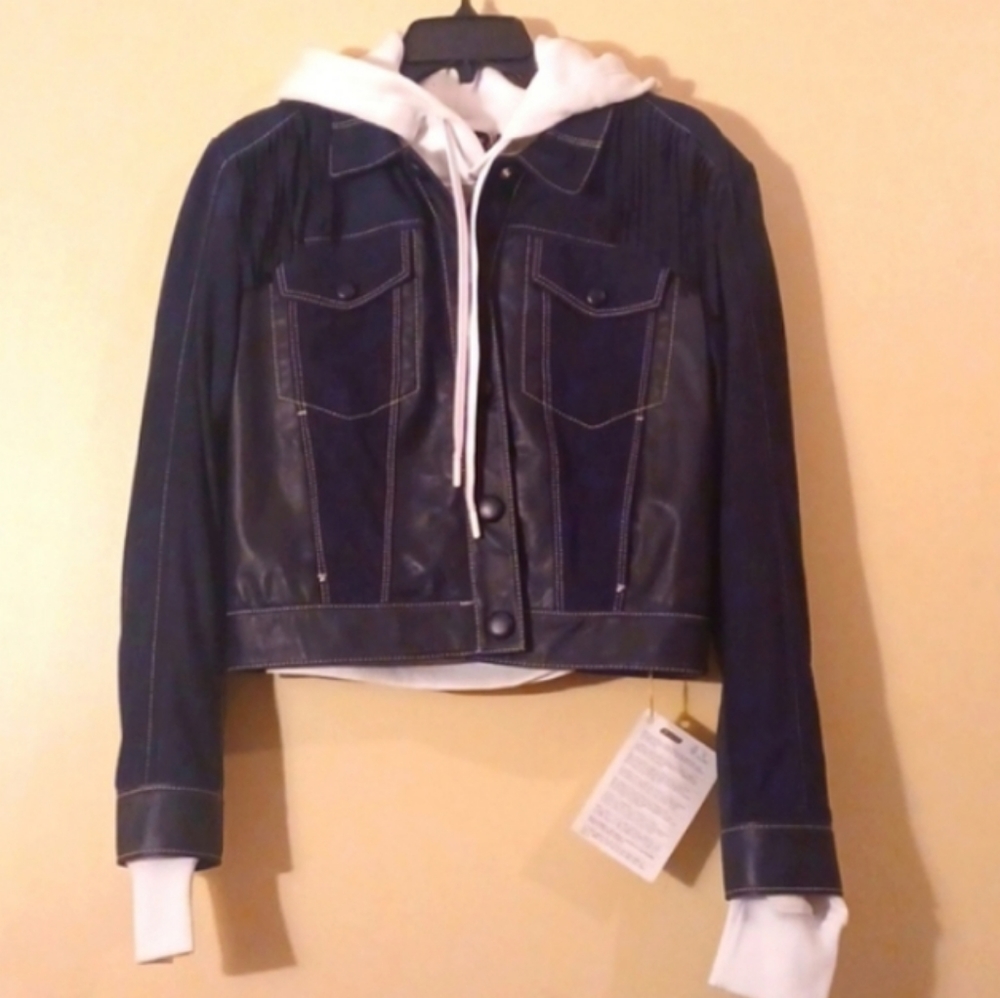 High Use, lightweight,leather jacket! Navy Sz.6
